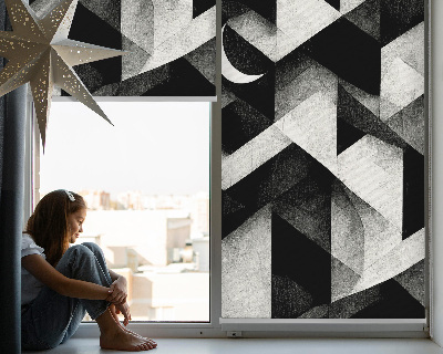 Estor opaco con diseño de triángulos en abstracción