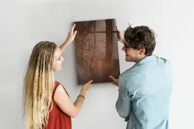 Pizarra blanca magnética con marco de madera oscura
