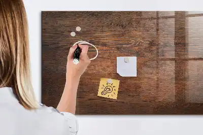 Pizarra magnética con rotulador en madera antigua