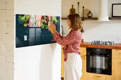 Pizarra magnética para dibujar modelo verduras en la mesa