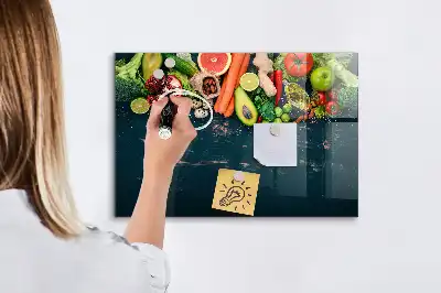Pizarra magnética para dibujar modelo verduras en la mesa