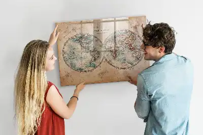 Mapa del globo terráqueo con pizarra magnética y rotulador