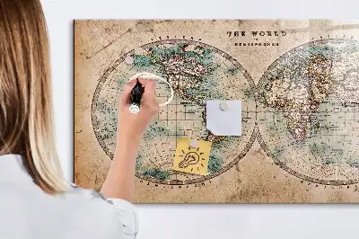 Mapa del globo terráqueo con pizarra magnética y rotulador