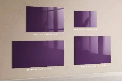 Pizarra magnética con rotulador de color violeta