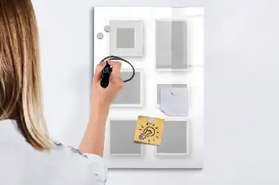 Pizarra magnética decorativa con rotulador y marcos para fotos