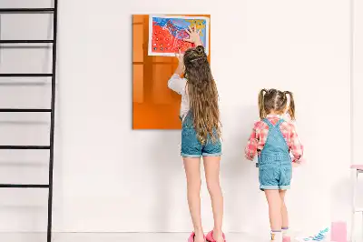 Pizarra magnética decorativa con rotulador de color naranja