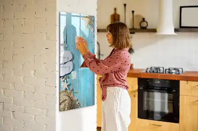 Pizarra magnética decorativa con rotulador diseño de tablas azules en la playa