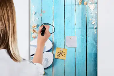 Pizarra magnética decorativa con rotulador diseño de tablas azules en la playa