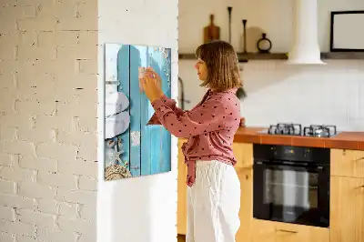 Pizarra magnética decorativa con rotulador diseño de tablas azules en la playa