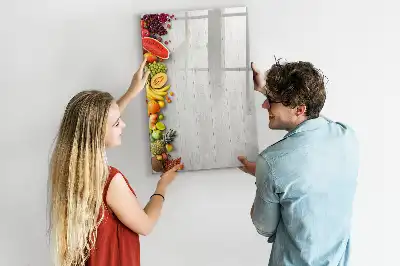 Pizarra magnética decorativa con diseño de verduras sobre madera y rotulador
