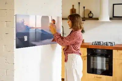 Pizarra magnética de pared con rotulador decorada con un hermoso paisaje