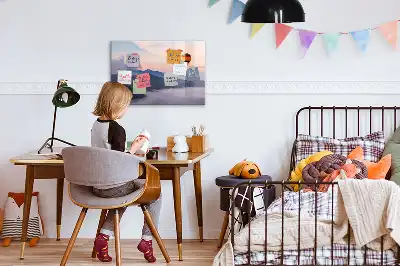 Pizarra magnética de pared con rotulador decorada con un hermoso paisaje