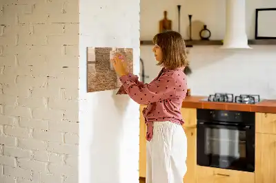 Pizarra magnética de pared con rotulador en madera clara