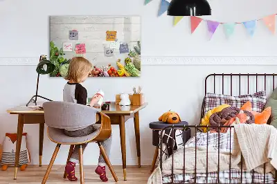 Pizarra de cristal borrable con imanes decorada con motivo de verduras en la mesa