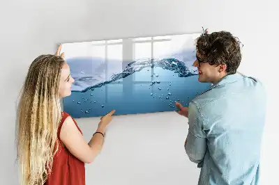 Pizarra borrable de cristal con imanes detalle de agua