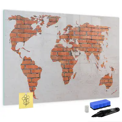 Pizarra magnética de pared con diseño de mapa del mundo sobre ladrillos y rotulador