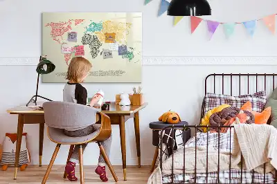 Mapa del mundo hecho de letras pizarra magnética de pared con rotulador
