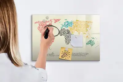 Mapa del mundo hecho de letras pizarra magnética de pared con rotulador