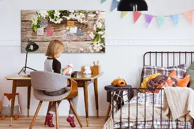 Pizarra de cristal magnética borrable con diseño de flores sobre madera