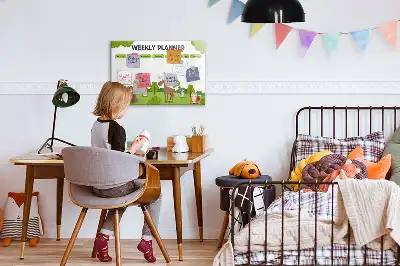 Pizarra magnética de pared con diseño de horario de clases y rotulador
