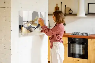 Pizarra magnética de pared con diseño de abstracción de montañas y rotulador incluido