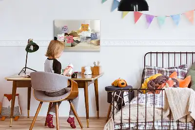 Pizarra magnética de pared con diseño de abstracción de montañas y rotulador incluido