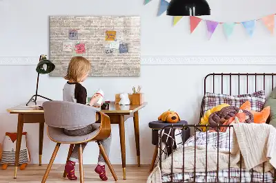 Pizarra de cristal magnética borrable con diseño de pared de ladrillo
