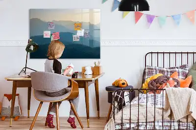 Pizarra magnética de pared con rotulador y diseño de abstracción de paisaje