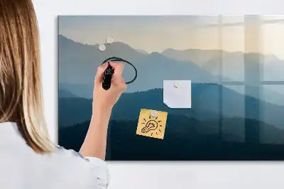 Pizarra magnética de pared con rotulador y diseño de abstracción de paisaje