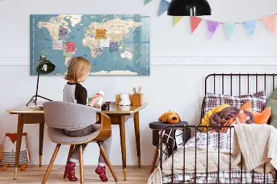 Pizarra de cristal magnética diseño con mapa del mundo vintage