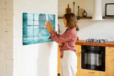 Pizarra magnética de pared con rotulador de madera con acabado en azul envejecido
