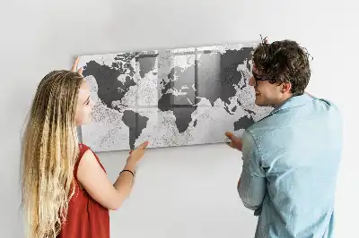 Pizarra magnética de pared diseño de mapa del mundo sobre hormigón con rotulador incluido