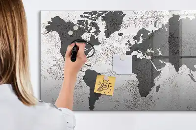 Pizarra magnética de pared diseño de mapa del mundo sobre hormigón con rotulador incluido