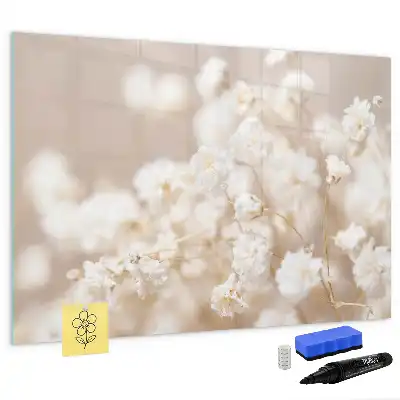 Pizarra borrable de cristal con imanes decorada con flores blancas pequeñas