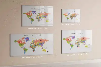 Pizarra magnética de pared con rotulador y diseño de mapa con banderas