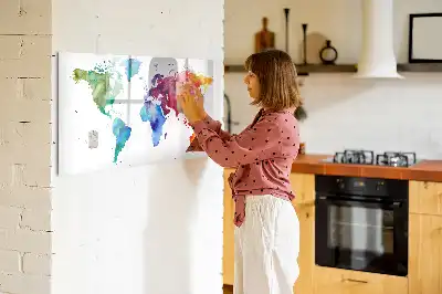 Mapa del mundo en acuarela con pizarra magnética de pared y rotulador