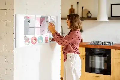 Pizarra magnética de pared diseño con marcapáginas alegres y rotulador