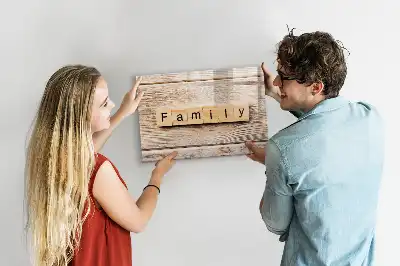 Pizarra magnética de pared con diseño de texto familia y rotulador