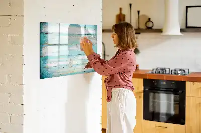 Pizarra magnética de pared en color azul con rotulador