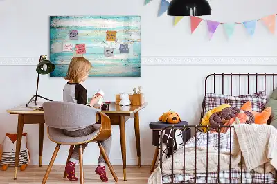 Pizarra magnética de pared en color azul con rotulador