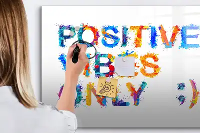 Pizarra de cristal magnética borrable con diseño de cita positiva