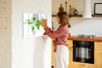 Pizarra de cristal magnética con diseño de mapa y hierba verde