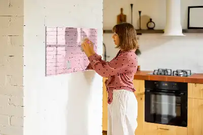 Pizarra magnética de pared con rotulador y diseño de ladrillo