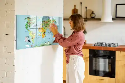 Mapa del mundo con animales pizarra magnética de pared con rotulador