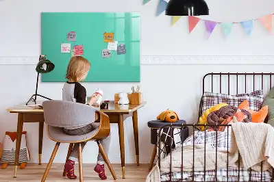Pizarra magnética de pared con rotulador de color turquesa
