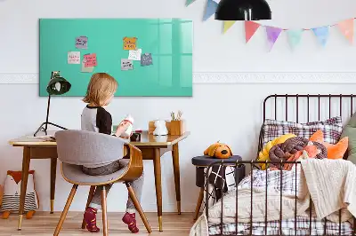 Pizarra magnética de pared con rotulador de color turquesa