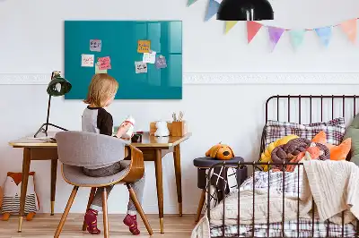 Pizarra magnética de pared con rotulador de color azul marino