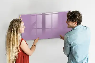Pizarra magnética de pared con rotulador en color lila