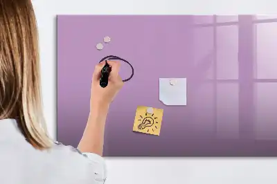 Pizarra magnética de pared con rotulador en color lila