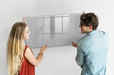 Pizarra borrable de cristal con imanes de color gris claro